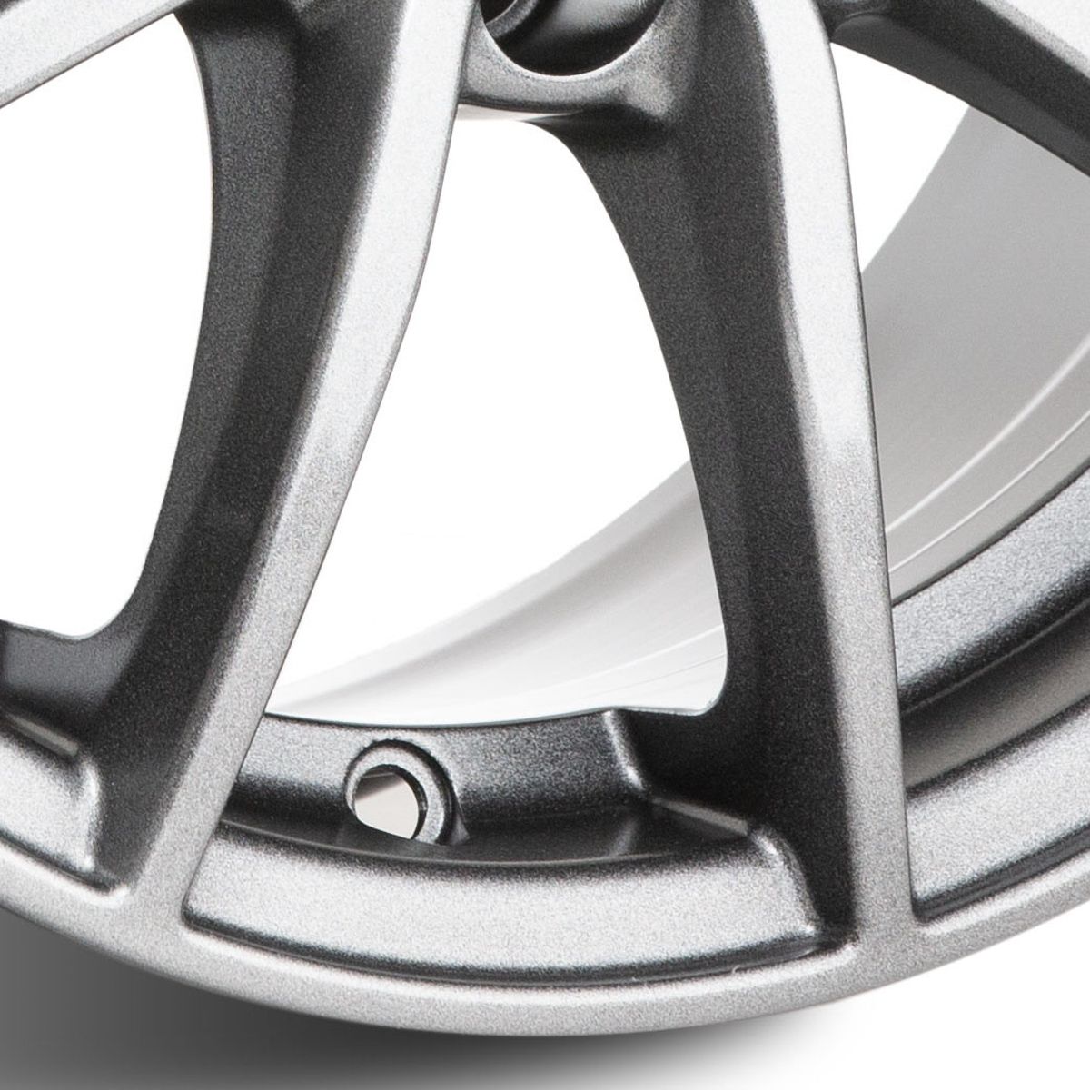 R15 5x114,3 6,5J ET38 D54,1 X'trike X-111М HSB